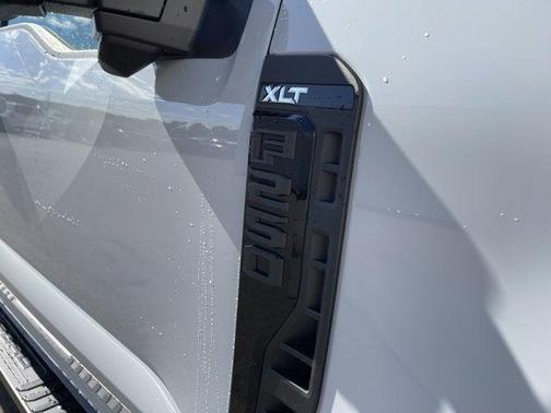 2026 Ford F-250 XLT