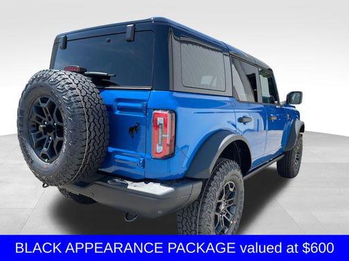 Velocity Blue Metallic 2026 Ford Bronco Badlands