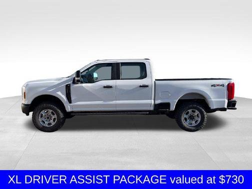 Oxford White 2027 Ford F-250 XL