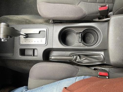 2016 Nissan Frontier S