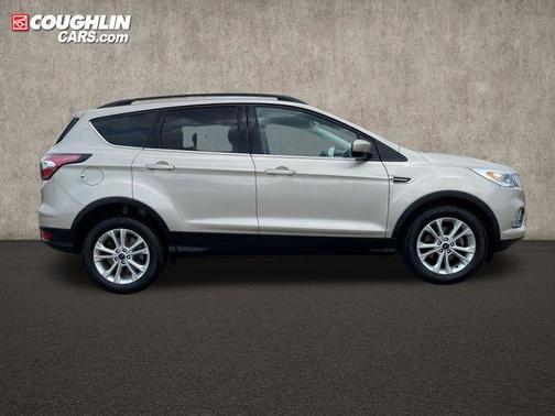 White Gold Metallic 2017 Ford Escape SE