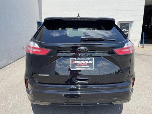 2023 Ford Edge SE