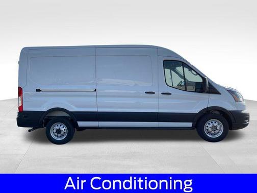Oxford White 2026 Ford Transit-250 Base