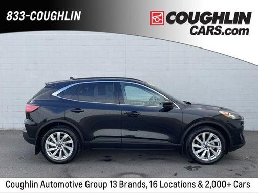 2022 Ford Escape Titanium