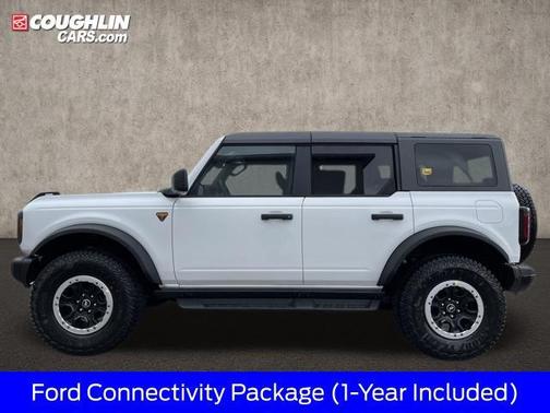 Oxford White 2026 Ford Bronco Badlands