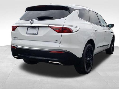 White Frost Tricoat 2024 Buick Enclave Essence AWD