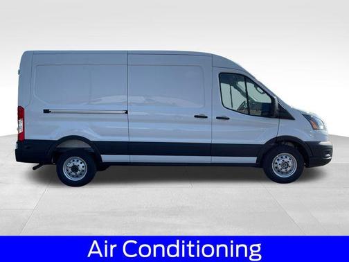 Oxford White 2026 Ford Transit-250 Base