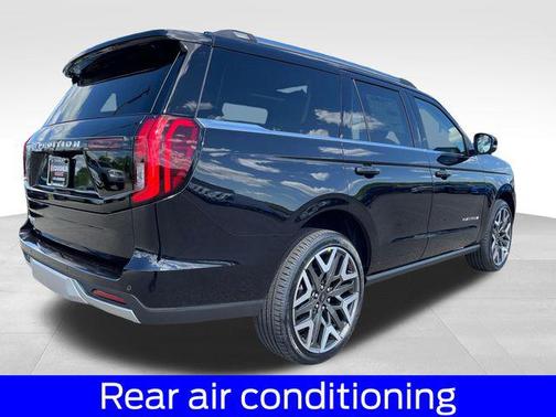 Agate Black Metallic 2026 Ford Expedition Platinum