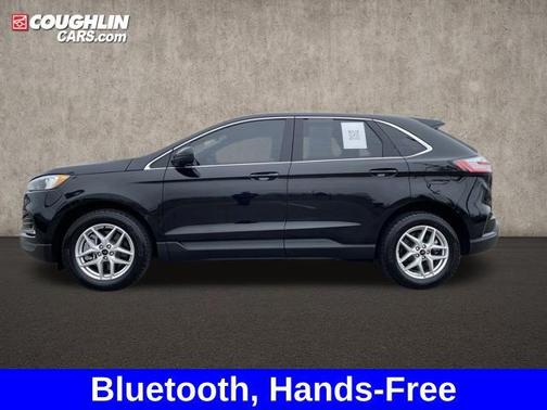 Black Metallic 2024 Ford Edge SEL