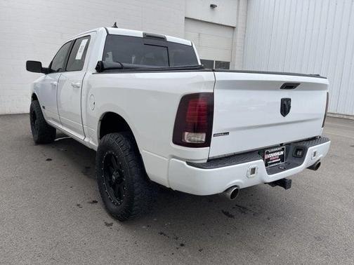 2016 RAM 1500 Sport
