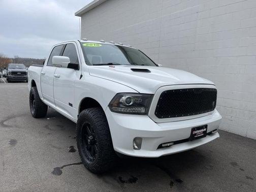 2016 RAM 1500 Sport