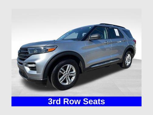Iconic Silver Metallic 2020 Ford Explorer XLT