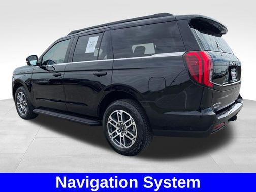 Black Metallic 2025 Ford Expedition Active