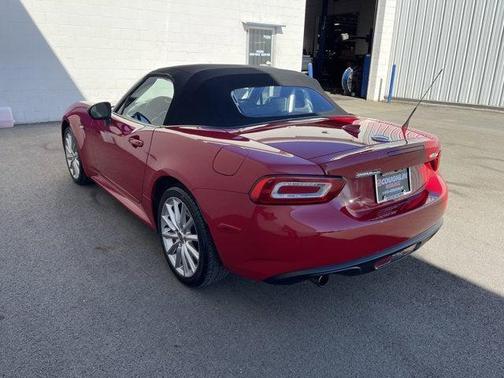 2019 FIAT 124 Spider Base