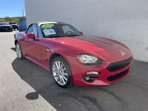 2019 FIAT 124 Spider Base