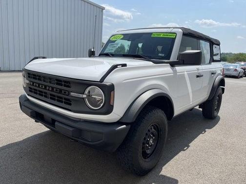 2023 Ford Bronco Base