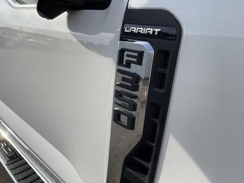 2026 Ford F-350 Lariat