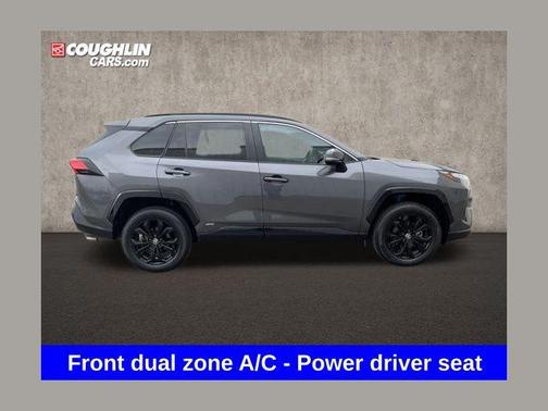 2022 Toyota RAV4 Hybrid SE