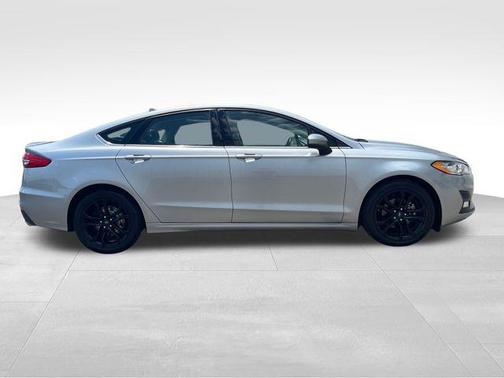 Silver Metallic 2020 Ford Fusion SE