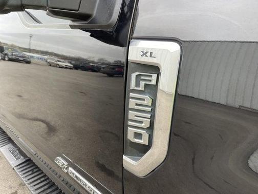 2022 Ford F-250 XL