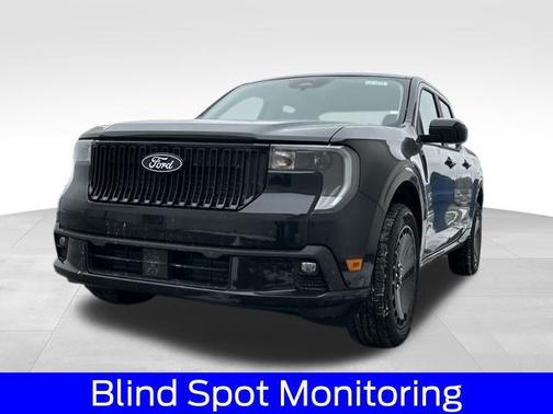 Shadow Black 2026 Ford Maverick Lobo Standard