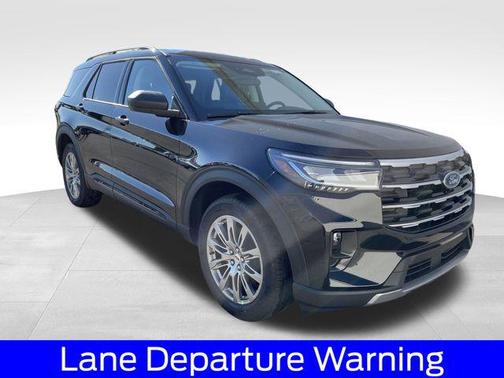 Agate Black Metallic 2026 Ford Explorer Active