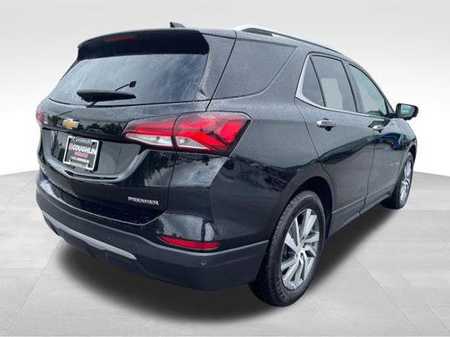 Mosaic Black Metallic 2024 Chevrolet Equinox Premier w/1LZ