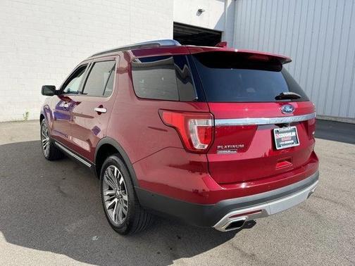 2017 Ford Explorer Platinum