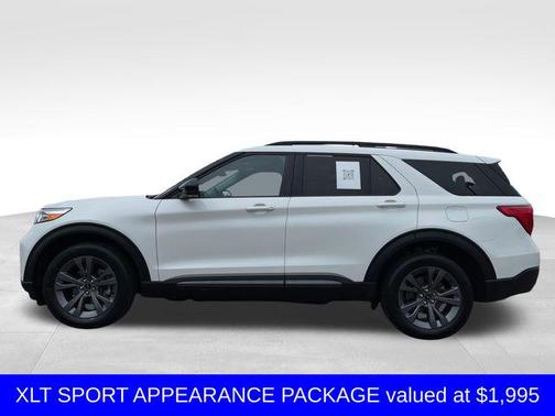 Star White Metallic Tri-Coat 2024 Ford Explorer XLT