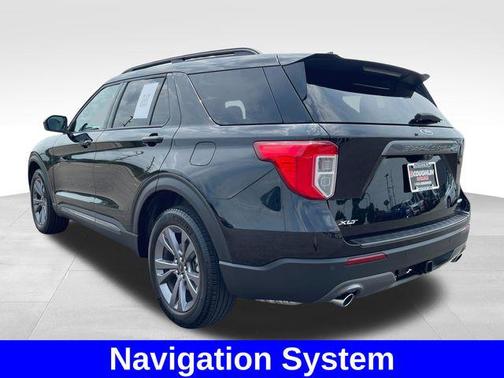 Agate Black Metallic 2024 Ford Explorer XLT