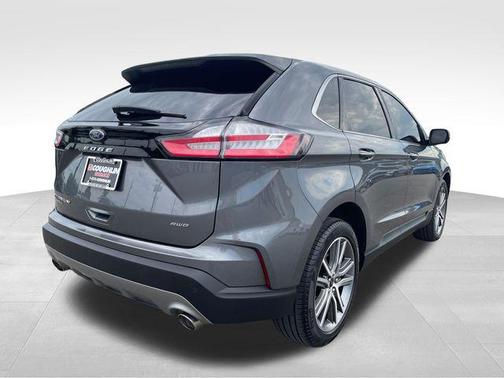 Carbonized Gray Metallic 2024 Ford Edge Titanium