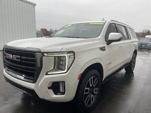 2022 GMC Yukon XL 4WD AT4