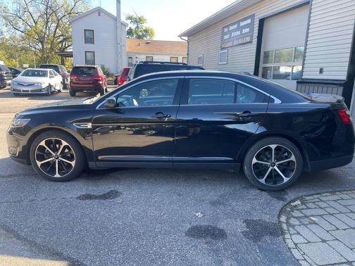 2016 Ford Taurus SEL
