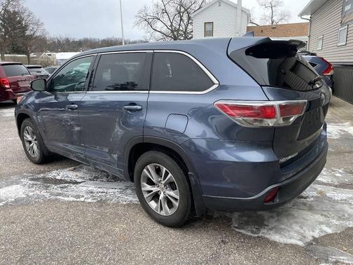2014 Toyota Highlander LE