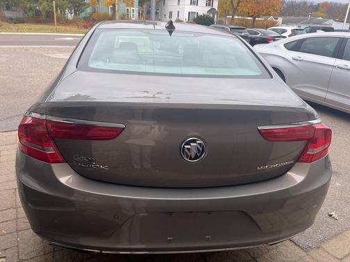 2017 Buick LaCrosse Essence