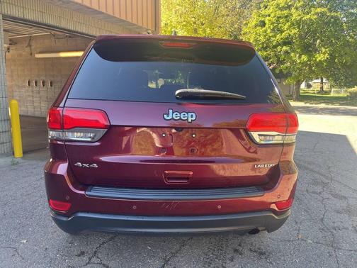 2016 Jeep Grand Cherokee Laredo