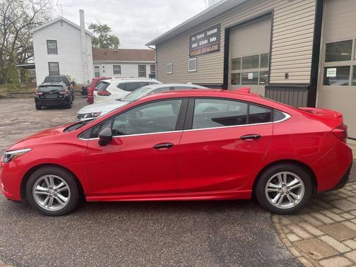 2017 Chevrolet Cruze LT