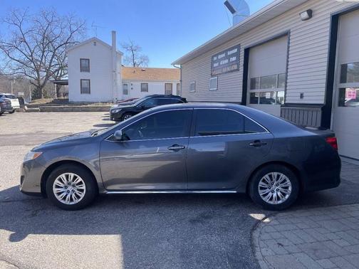 2014 Toyota Camry LE