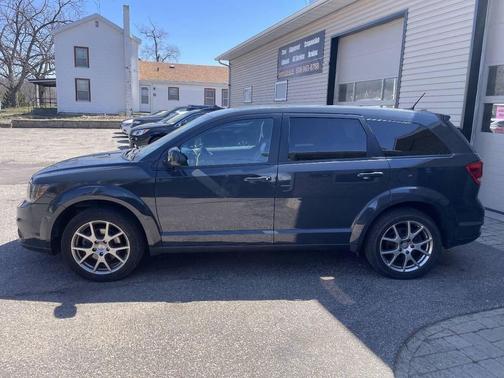 Bruiser Gray Clearcoat 2017 Dodge Journey GT