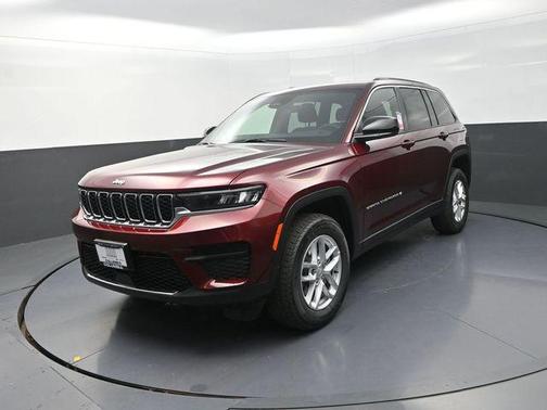 Velvet Red Pearlcoat 2026 Jeep Grand Cherokee Altitude