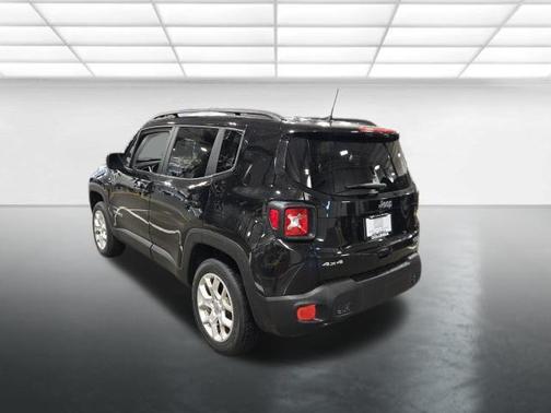 Black 2018 Jeep Renegade Latitude