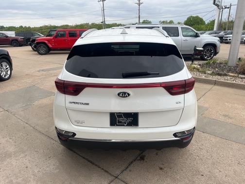 2020 Kia Sportage EX