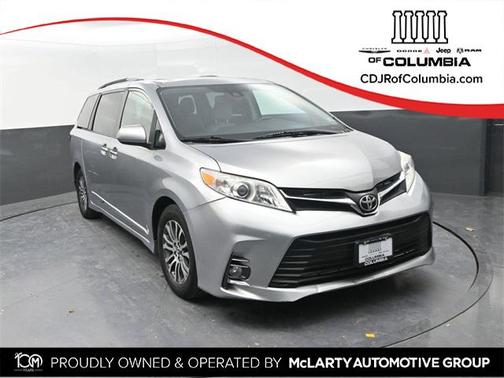 2018 Toyota Sienna XLE