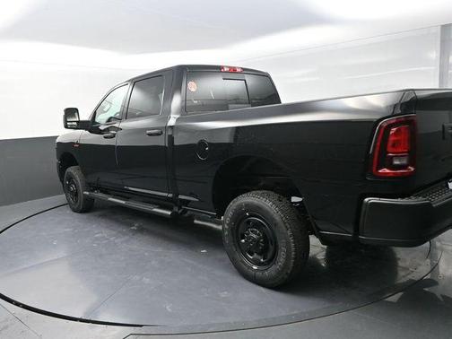 2026 RAM 2500 Tradesman Crew Cab 4x4 6'4' Box