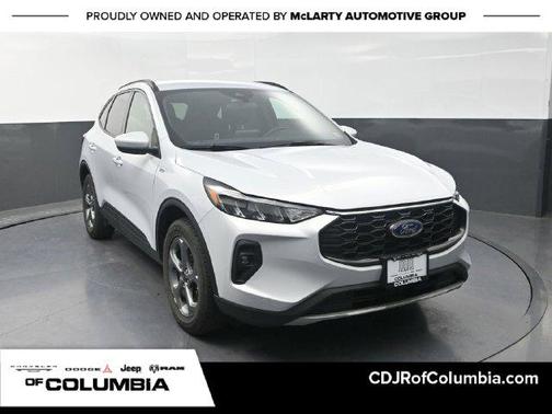 Silver Metallic 2025 Ford Escape ST-Line Select