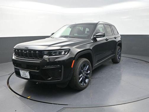 Diamond Black Crystal Pearlcoat 2026 Jeep Grand Cherokee 85th Anniversay Edition 4x4
