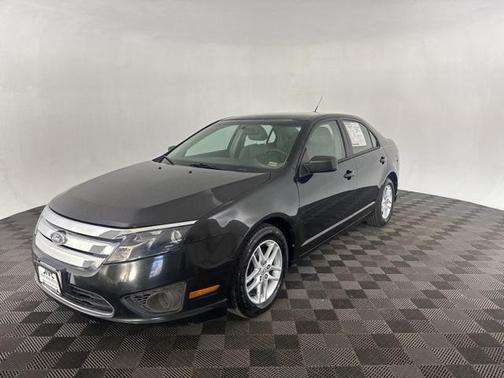 2010 Ford Fusion S