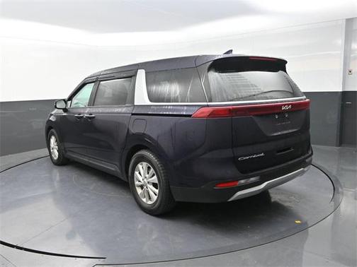 2022 Kia Carnival LXS