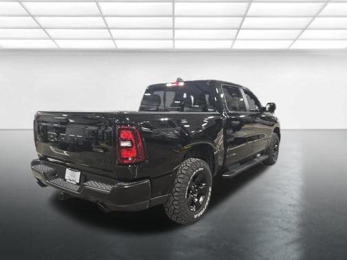 2025 RAM 1500 Warlock Crew Cab 4x4 5'7' Box