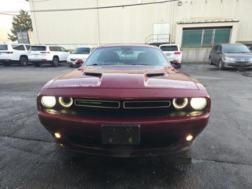 2017 Dodge Challenger SXT